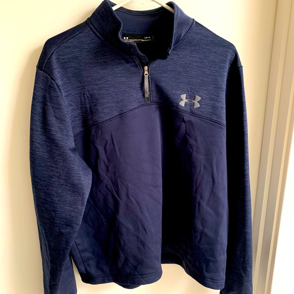 Men’s Under Armour fleece pull-over